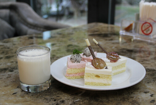 早餐只喝水-專家稱不吃早餐對(duì)減肥無(wú)效