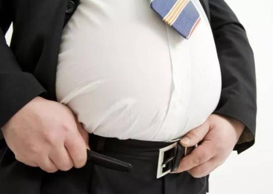 啤酒肚的人應該怎么鍛煉?啤酒肚對身體有什么影響?