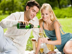 喝啤酒拉肚子怎么回事?啤酒過敏怎么辦