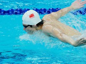 蝶泳怎么換氣?蝶泳的動作要領及技巧