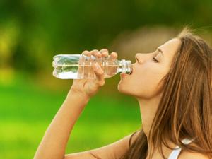 多喝水的好處-感冒為什么要多喝水?