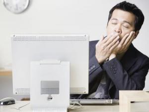 經常打哈欠是怎么回事?人為什么會經常打哈欠