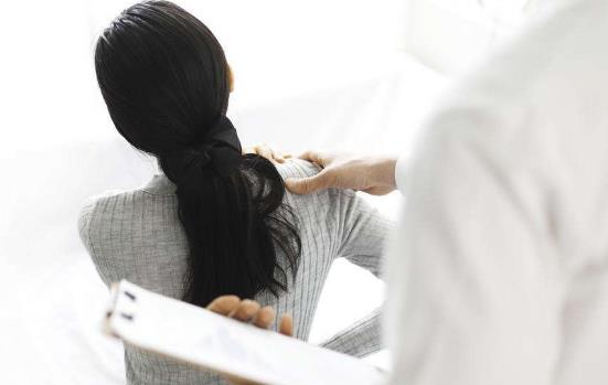 怎么應對更年期?更年期有哪些癥狀?