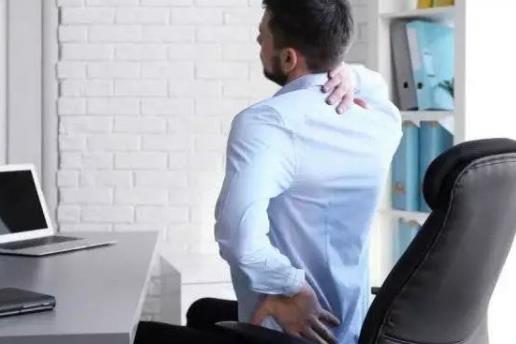引起背心痛的原因有哪些?怎么預(yù)防背心痛?