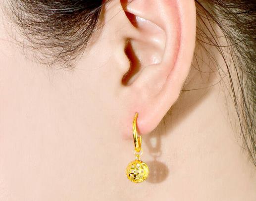 ?耳洞的臭味別人能聞到嗎?疫情期間可以打耳洞嗎?