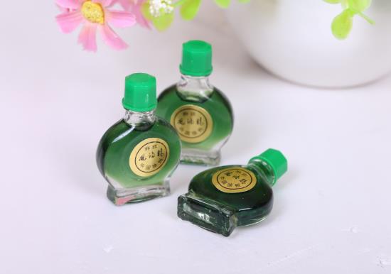 ?風油精治療失眠效果太好了是真的假的?風油精可以治療腳氣和腳臭嗎