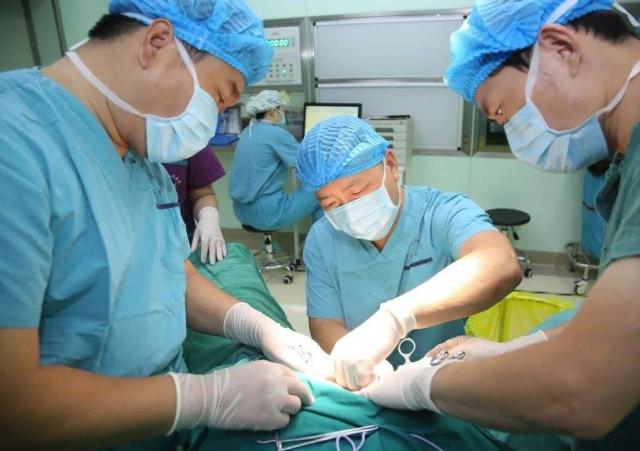 一次微笑,是一彎互信的橋梁,蘇州肛泰中醫院 圖片1.png