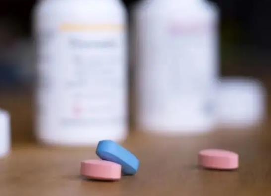 阻斷藥中途停了不吃了會怎樣?阻斷藥誤差1個小時影響大嗎