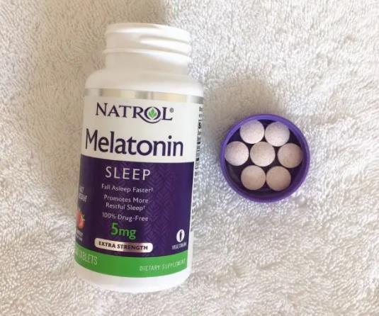 褪黑素可以吃兩粒嗎?終生吃安眠藥的人有什么危害