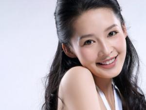 雙眼皮膠水怎么洗？雙眼皮膠水的危害