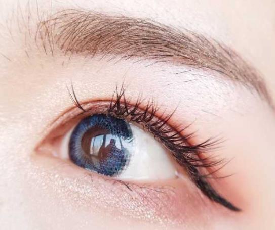 美瞳直徑越大越傷眼嗎?美瞳戴反看得清楚嗎?