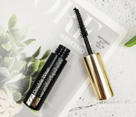 睫毛膏干了加乳液還是爽膚水?睫毛膏干了加點什么可以繼續用