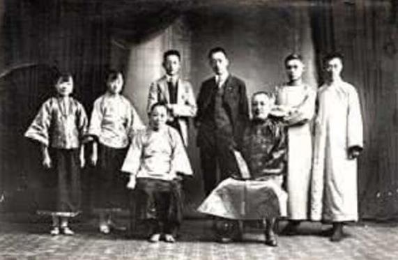 世界上最長壽的人,中國氣功養生家李慶遠,活了256歲!