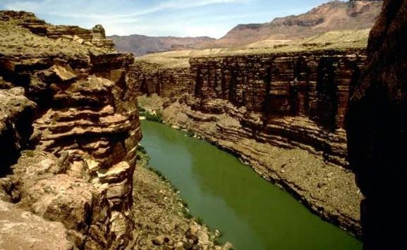 世界上最長(zhǎng)的裂谷帶是什么?東非大裂谷的形成原因