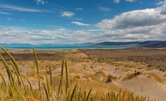 南美洲最大沙漠 巴塔哥尼亞沙漠 擁有最大恐龍化石