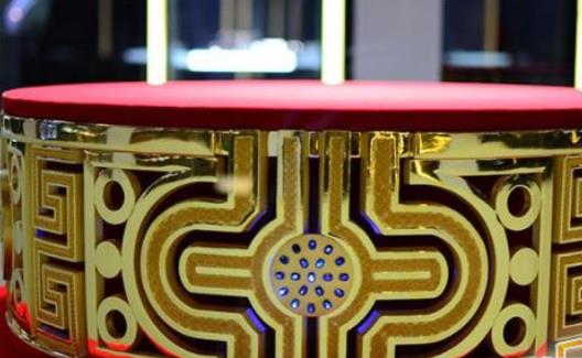 世界最大足金戒指 亮相山東重82.2公斤