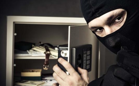 世界上最奇葩的小偷 澳洲一小偷偷房子房子還跑了1400公里