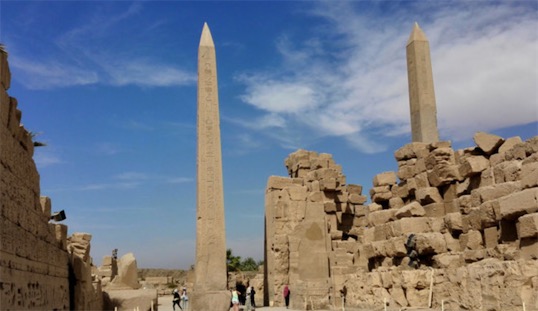 世界上規模最大的神廟群 卡爾奈克神廟群占地約18萬平方米