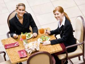 和領導吃飯注意什么?陪領導吃飯注意事項