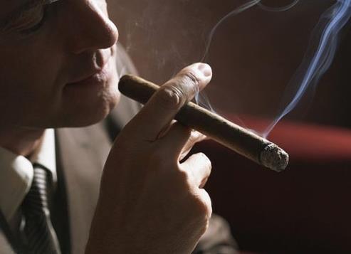 雪茄怎么抽?雪茄禮儀注意事項