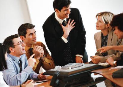 職場中應避免的11種職場肢體語言