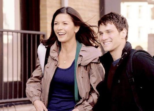 男生勸女生不要著急找對象是喜歡嗎?男女不是情侶卻頻繁聯(lián)系是什么關(guān)系