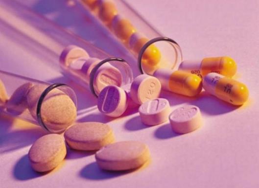 讓女友吃了緊急避孕藥很自責怎么辦?男人會心疼你為他吃避孕藥嗎