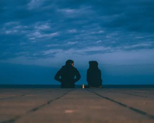 女朋友總是不理我還繼續(xù)嗎?女朋友總是說一些很傷人的話是愛我嗎