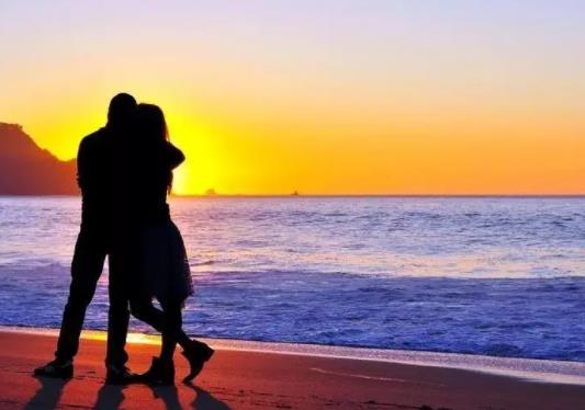 女朋友總是不理我還繼續(xù)嗎?女朋友總是說一些很傷人的話是愛我嗎