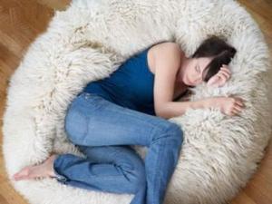 女性養(yǎng)生必知:讓女人老得快的22種睡法