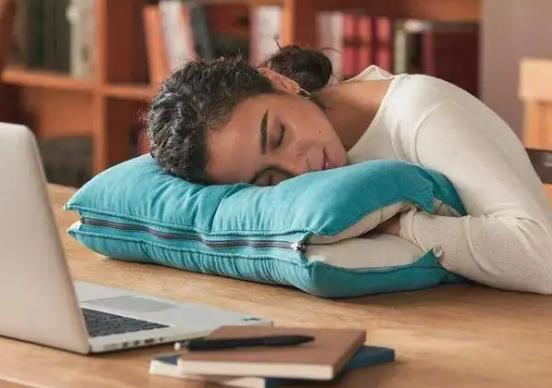 午睡一睡就是三小時是什么原因?不同午睡時長給身體帶來什么好處