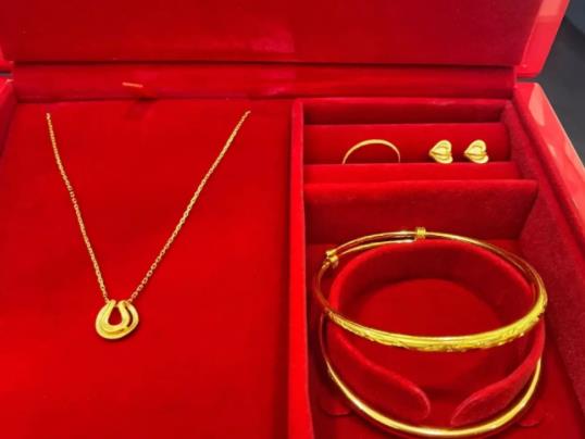 結(jié)婚三金屬于夫妻共同財(cái)產(chǎn)嗎?結(jié)婚三金是哪三金