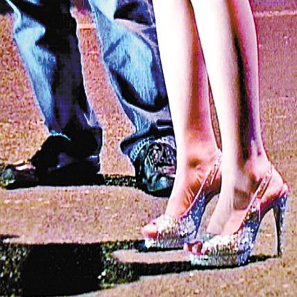 ���w���ó������{�Ղȷ����Ͼ�17�q���w���ô�17���׸߸�Ь�賿��܇