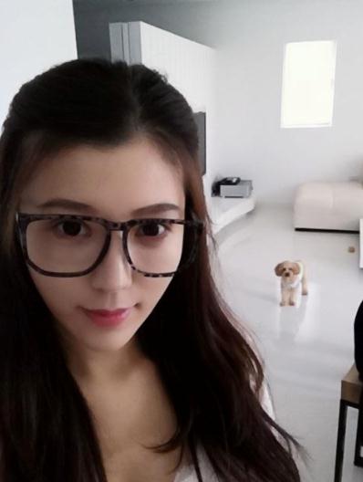 ��ټ÷�����Y�ϼ��DƬ,�_��E���Ը���Ů������ټ÷���������������T