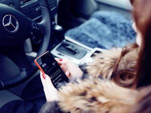 網戀“白富美” 小伙起訴相戀8年未婚妻要回婚房