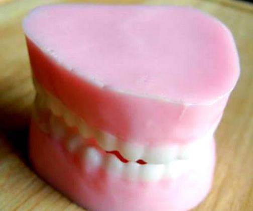 讓人蛋疼菊緊的創(chuàng)意產(chǎn)品設計 實在太重口味!真的很蛋疼