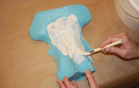 汗!英國男藝術家雕塑女陰長城 5年創作400位女性陰部復刻雕塑