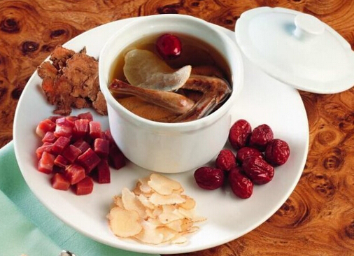 哺乳期可以吃動(dòng)物血嗎?哺乳期動(dòng)物血食譜