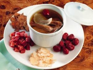 哺乳期可以吃動物血嗎?哺乳期動物血食譜