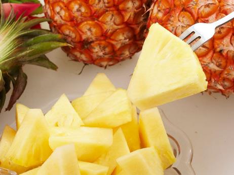 坐月子能吃菠蘿嗎?坐月子期間吃菠蘿好嗎