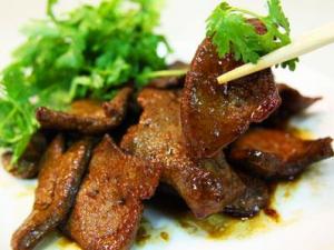 坐月子可以吃豬肝嗎?產(chǎn)婦坐月子能不能吃豬肝