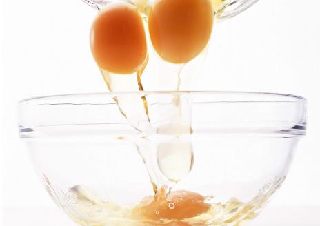 如何用雞蛋祛斑?雞蛋祛斑的小竅門