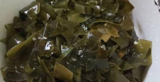 粉刺是生活中比較常見的一種皮膚病 三招教你對付粉刺