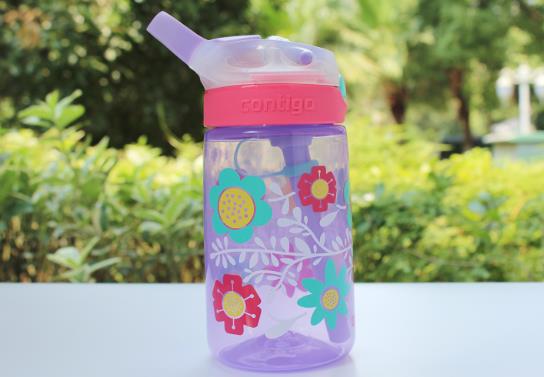 吸管杯吸不出來水怎么辦?寶寶用吸管杯要注意什么事項