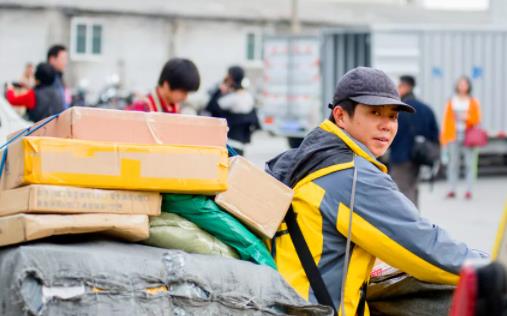 有新冠病毒的快遞噴酒精有用嗎 新冠病毒在快遞上能存活多久