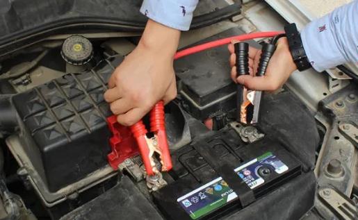 汽車電瓶壽命一般在幾年 汽車舊電瓶值多少錢