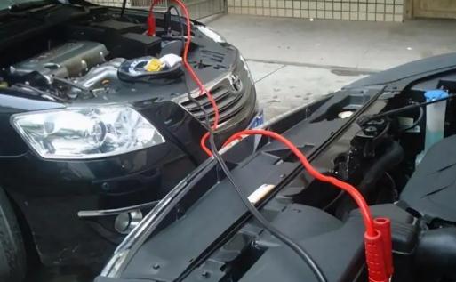 汽車電瓶壽命一般在幾年 汽車舊電瓶值多少錢