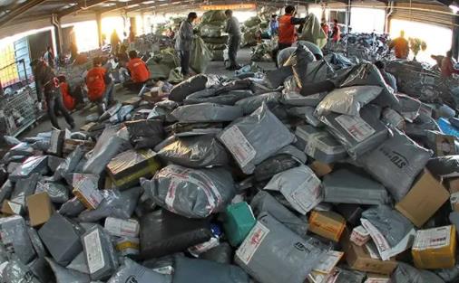 快遞放了7天還有新冠病毒嗎 新冠病毒會(huì)在快遞包裝上存活多久