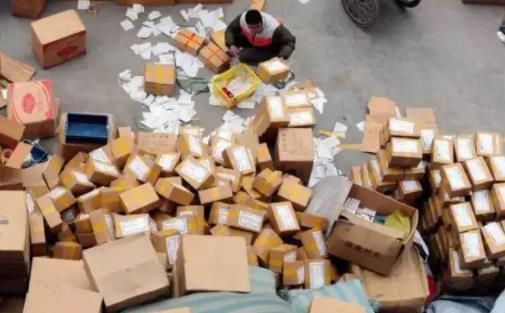 快遞放了7天還有新冠病毒嗎 新冠病毒會(huì)在快遞包裝上存活多久