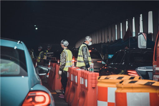 春節(jié)返鄉(xiāng)要隔離嗎-攝圖網(wǎng)